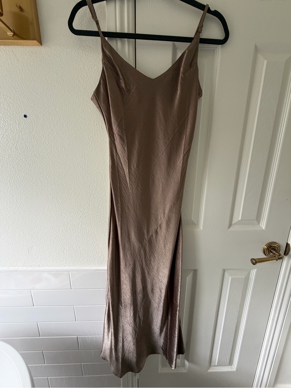 OAK + FORT Champagne Satin Midi Slip Skirt - Picture 4 of 4